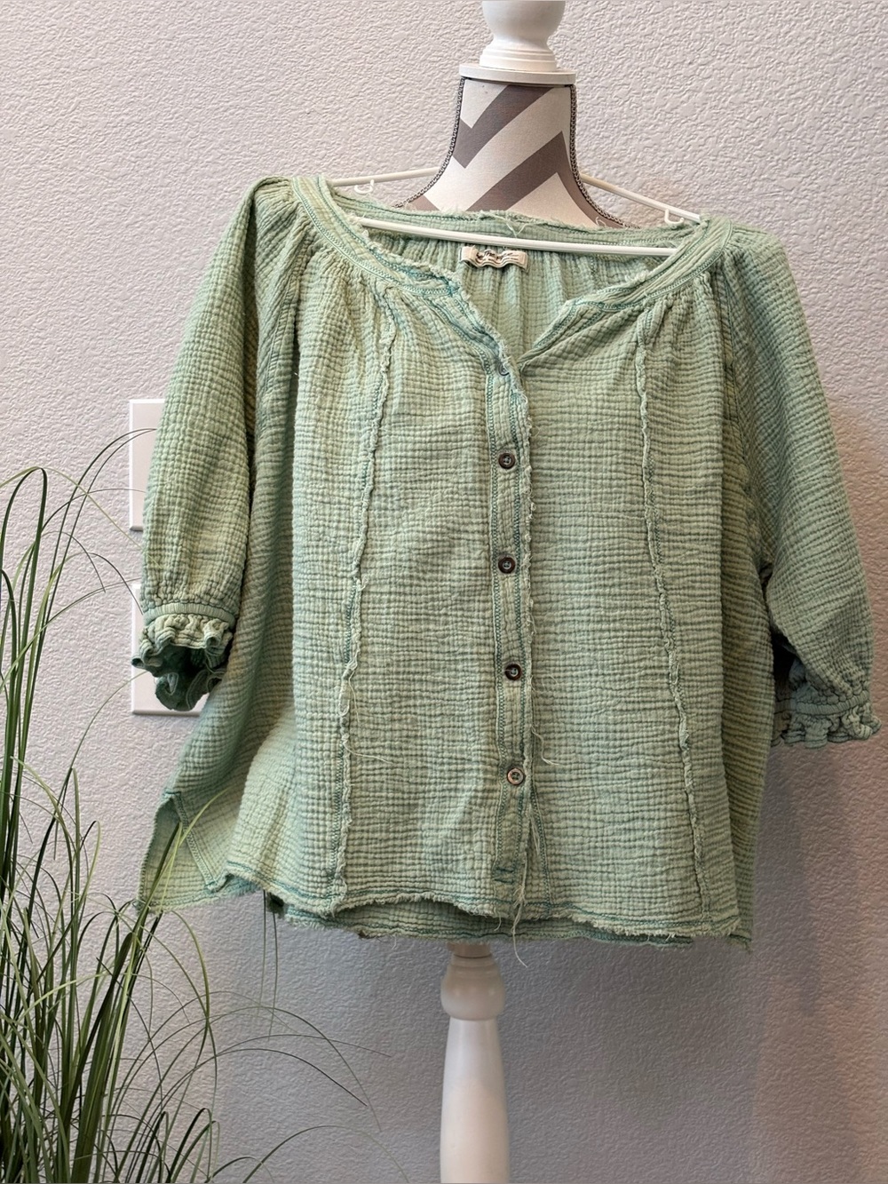 We The Free Light Sage Button-Front Gauze Blouse - Women